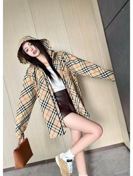 宝家 经典格纹双面冲锋衣 商品图2