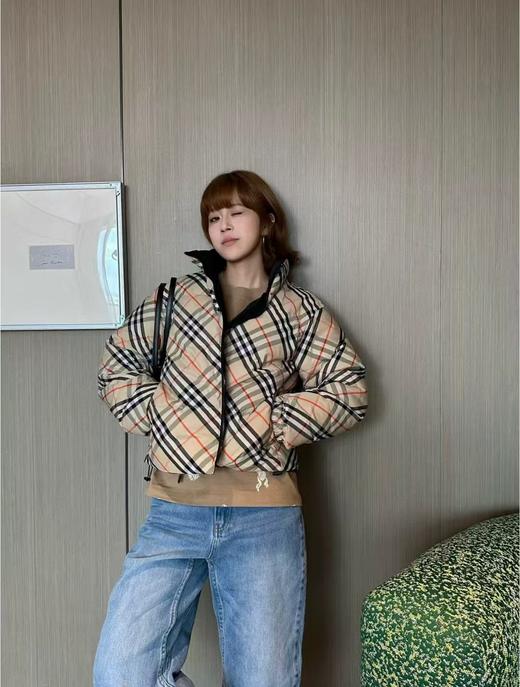 宝家 经典格纹羽绒服 商品图2