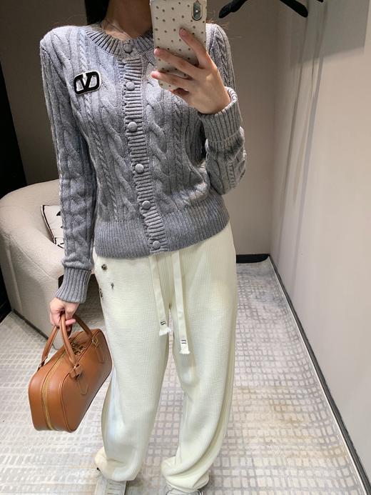 华奴25Ss早春新款微标波浪花边针织开衫（UY*DQJB） 商品图6