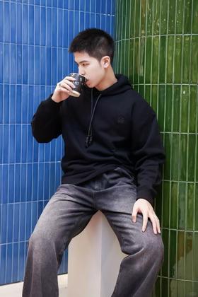 罗家 皮绳连帽卫衣