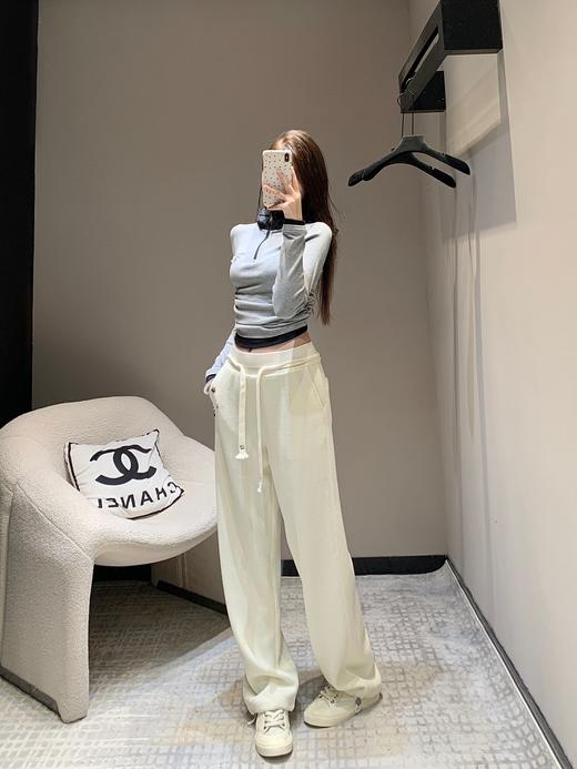 ChromeHe*rts克罗心24Fw秋冬新款十字架装饰灯芯绒直筒长裤（UY*DQJB） 商品图4