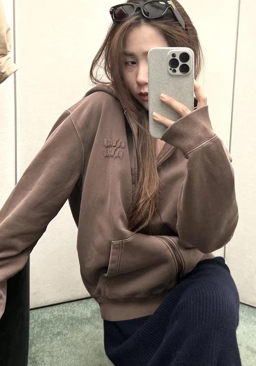 缪家 绣布刺绣棕连帽外套 商品图2