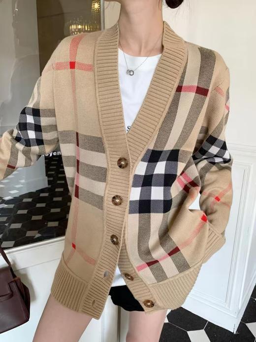 宝家 经典格纹开衫 商品图8