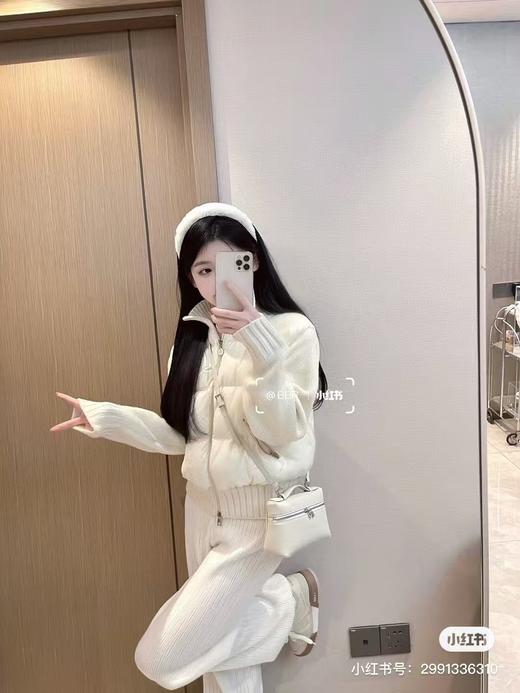 蒙口特级羽绒️Moncler Cardigan 女士羽绒加衬羊毛开衫.刺绣logo后背设计.爆款奶油大泡芙.白雪公主 商品图4