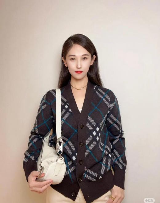 宝家 格纹羊毛开衫 商品图6