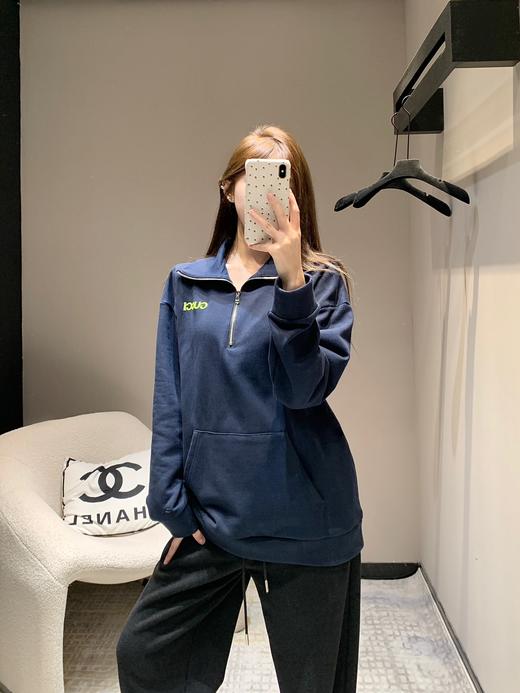 G家 24FW秋冬新款微标刺绣半拉链立领卫衣外套（UY*DQJB） 商品图3