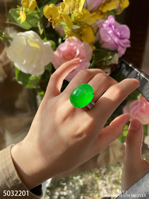玻璃种绿蛋面戒指吊坠两用款【5032201】具体价格微信咨询 商品图5