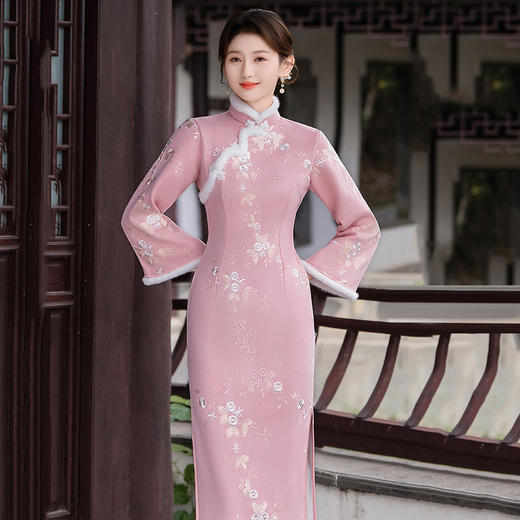 绣花加绒冬装，中式改良旗袍日常可穿ZQ60670 商品图1