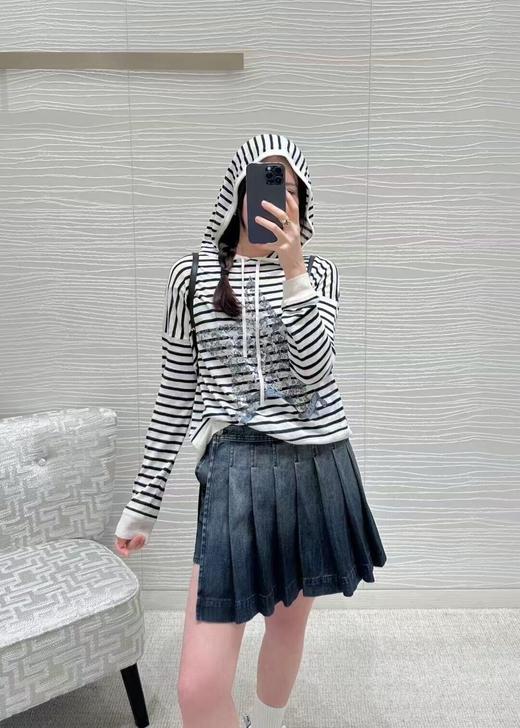 D家 25Ss早春新款五角星字母印花连帽针织衫（UY*DQJB） 商品图5