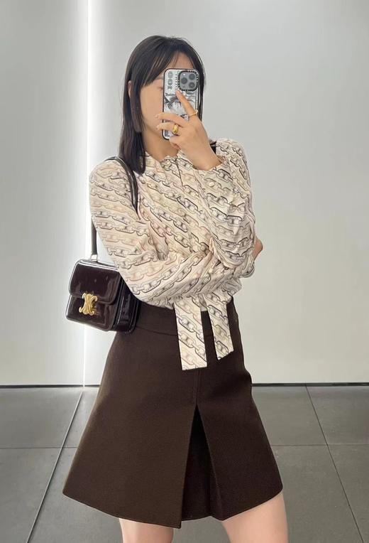 赛家 24Fw秋冬新款凯旋门链条印花长袖衬衫（UY*DQJB) 商品图3