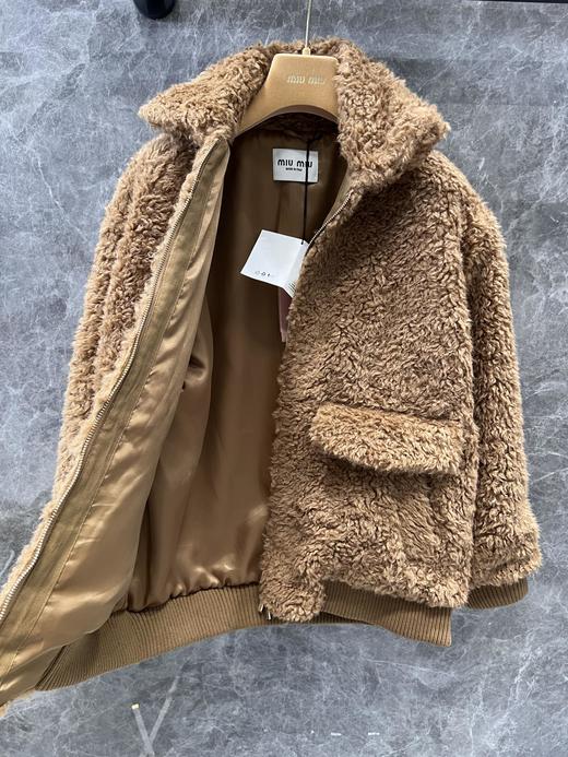 缪家24FW秋冬新款毛领徽标抓绒摇粒绒泰迪毛绒宽松外套（UY*DQJB) 商品图12