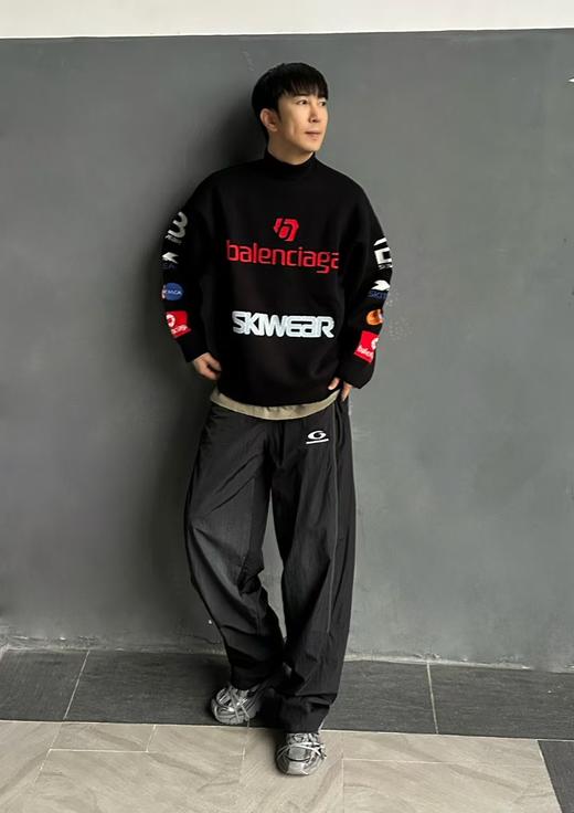 Balenciag*a满饰提花套头高领毛衣 商品图0