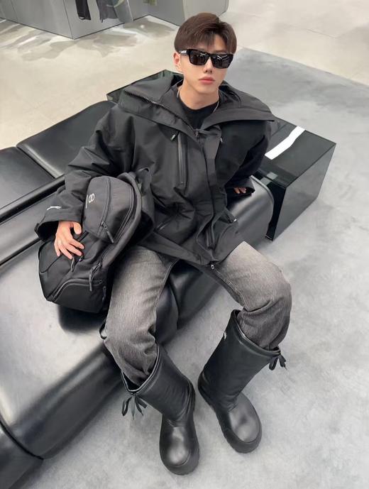 B家 斜M暗格冲锋衣外套 商品图7