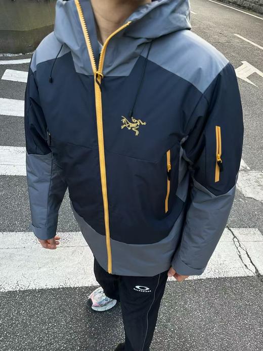 始祖鸟 男士滑雪系列防水夹克棉服 商品图1