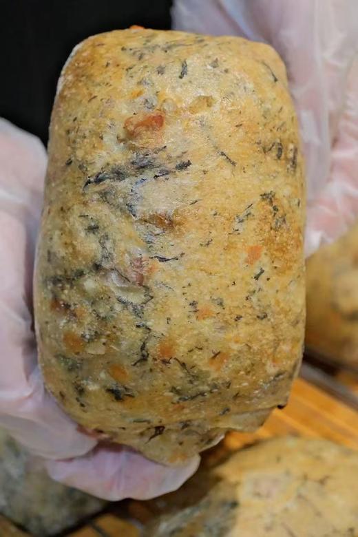 现烤面包—梅干菜芝士恰巴塔 商品图0