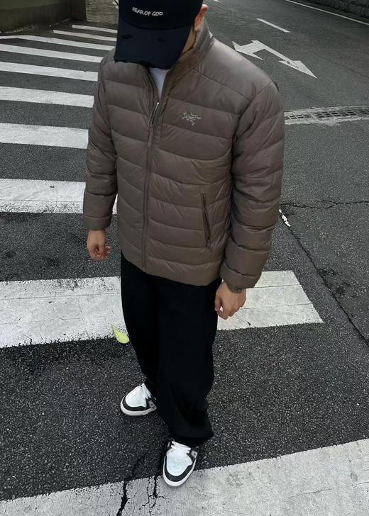 始祖鸟 三色 轻薄款羽绒服 商品图5