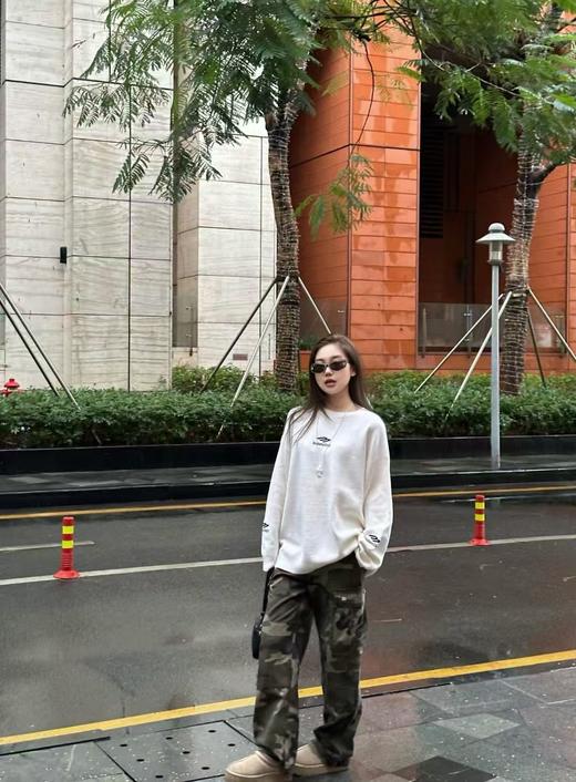 B家 滑雪系列3b刺绣毛衣 商品图7