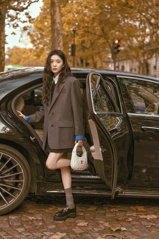 缪家 24FW秋冬新款假两件宽松羊毛西装外套（UY*DQJB） 商品图1