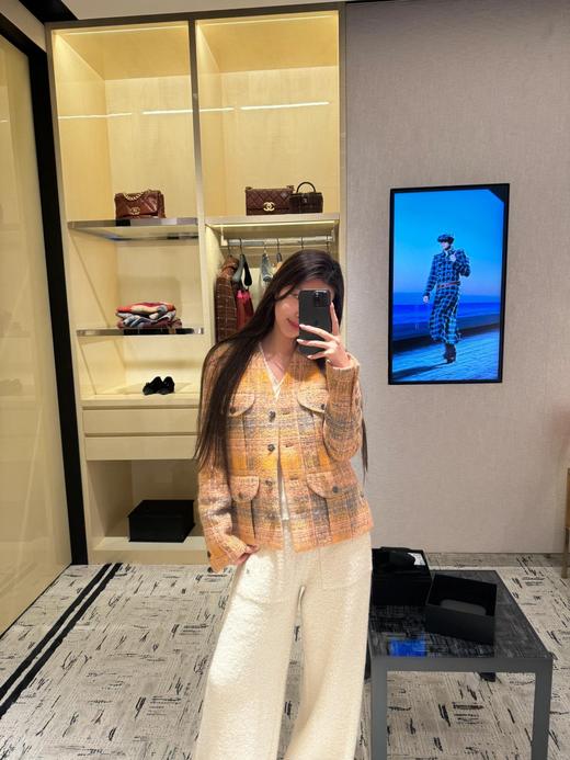 香奶奶 24K秋冬新款橘色落日粗花尼外套（UY*DQJB) 商品图1