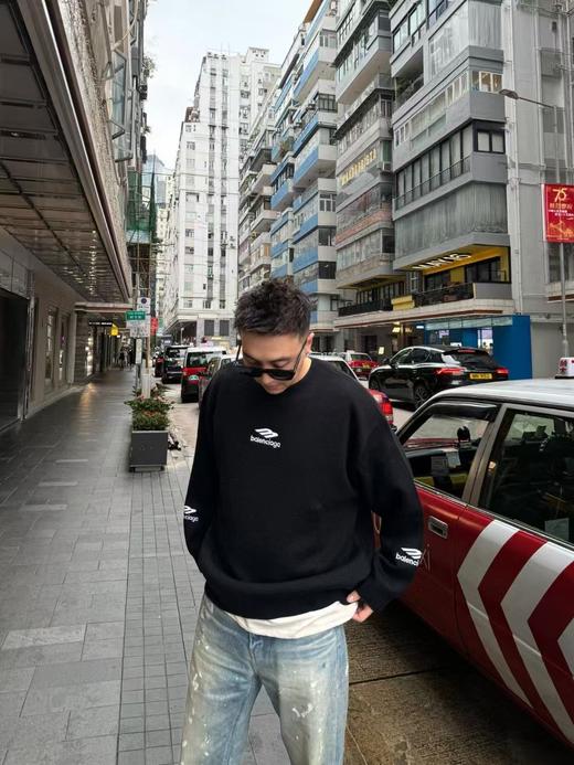 B家 滑雪系列3b刺绣毛衣 商品图0