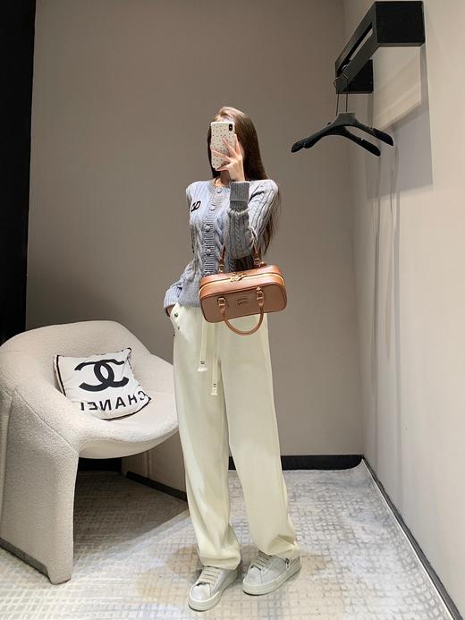 华奴25Ss早春新款微标波浪花边针织开衫（UY*DQJB） 商品图10