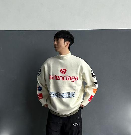 Balenciag*a满饰提花套头高领毛衣 商品图6