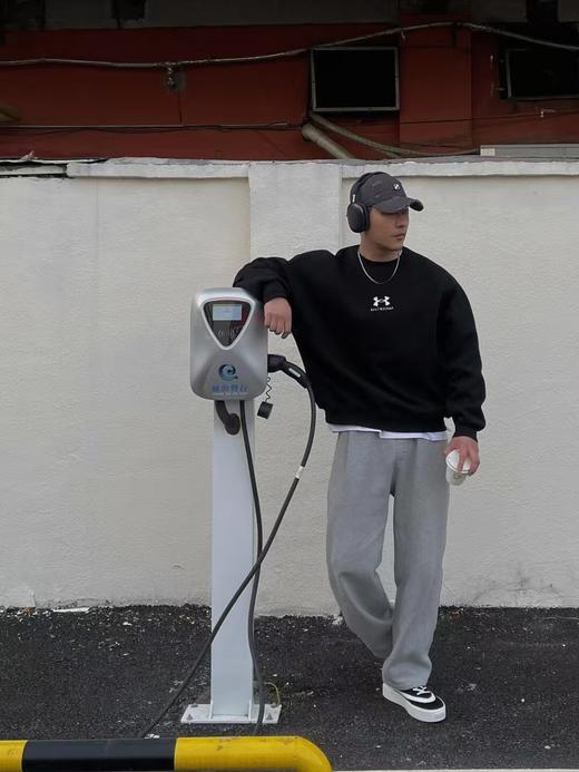 B家 安德玛联名刺绣圆领卫衣 商品图2