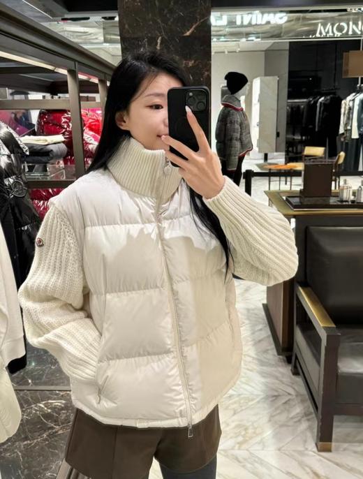 蒙口羽绒上新️Moncler Cardigan女士轻薄衬垫羊毛羽绒开衫外套. 商品图0