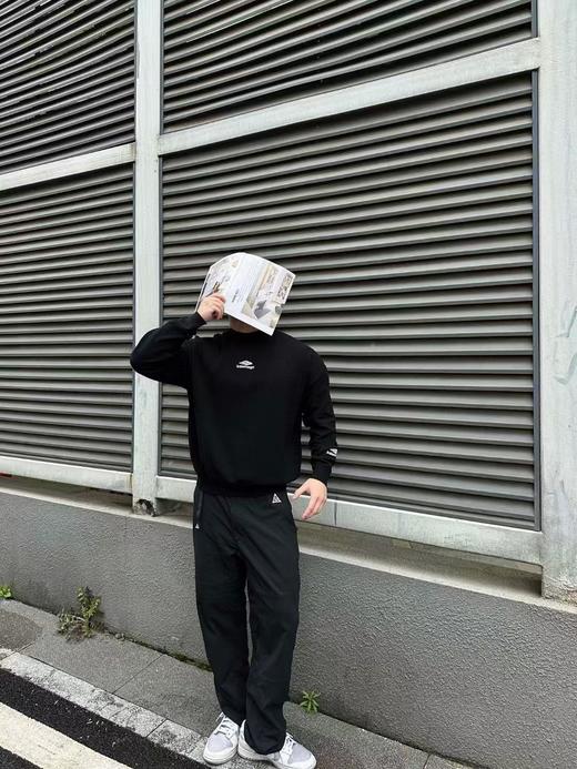 B家 滑雪系列3b刺绣毛衣 商品图1