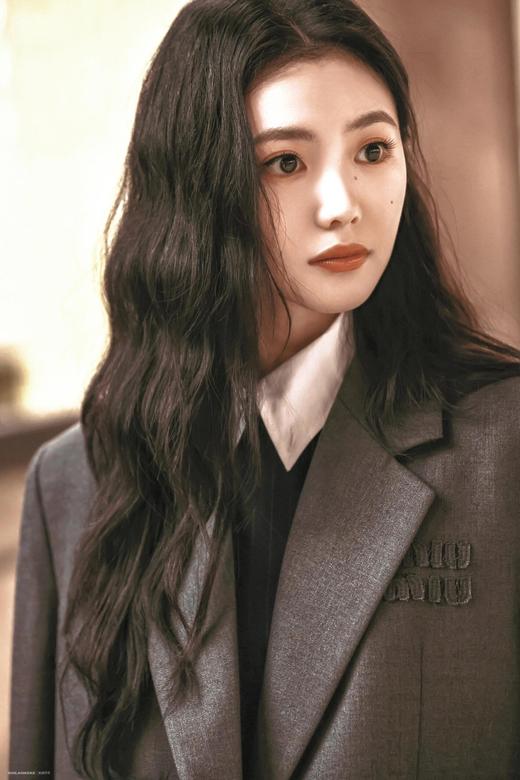 缪家 24FW秋冬新款假两件宽松羊毛西装外套（UY*DQJB） 商品图8