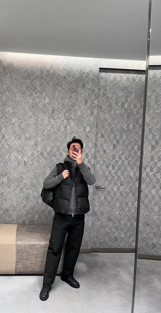 D家 24FW秋冬新款Oblique提花羽绒马甲男女同款（UY*DQJB) 商品图12