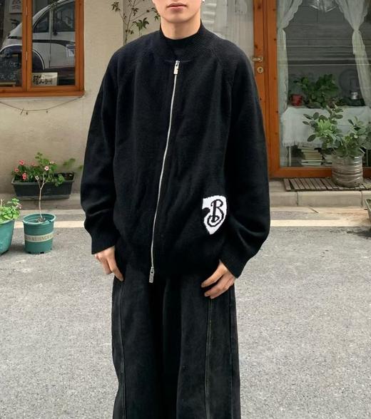 宝家 B字盾牌拉链外套 商品图0