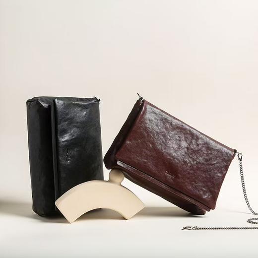 COMICO/高美高小众链条单肩斜挎信封包牛皮大容量腋下通勤邮差包 商品图3