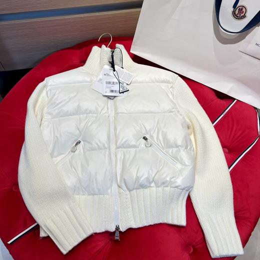 蒙口特级羽绒️Moncler Cardigan 女士羽绒加衬羊毛开衫.刺绣logo后背设计.爆款奶油大泡芙.白雪公主 商品图11