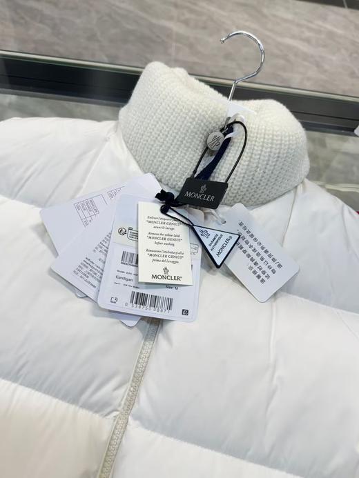 蒙口羽绒上新️Moncler Cardigan女士轻薄衬垫羊毛羽绒开衫外套. 商品图10