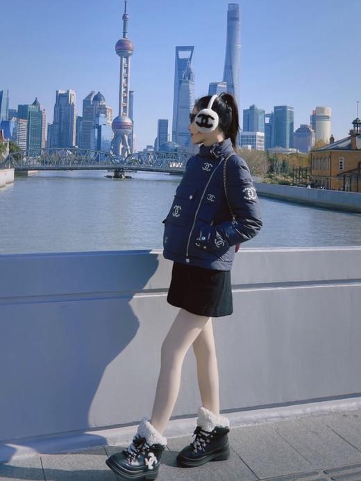 香奶奶 24FW秋冬新款立领拉链短款羽绒服（UY*DQJB） 商品图1