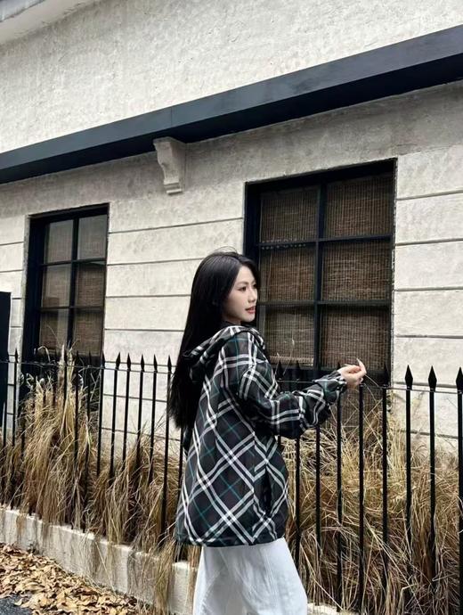 宝家蓝色格纹双面夹克 商品图2