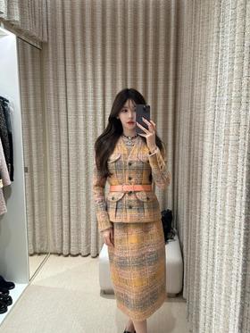 香奶奶 24K秋冬新款橘色落日粗花尼外套（UY*DQJB)