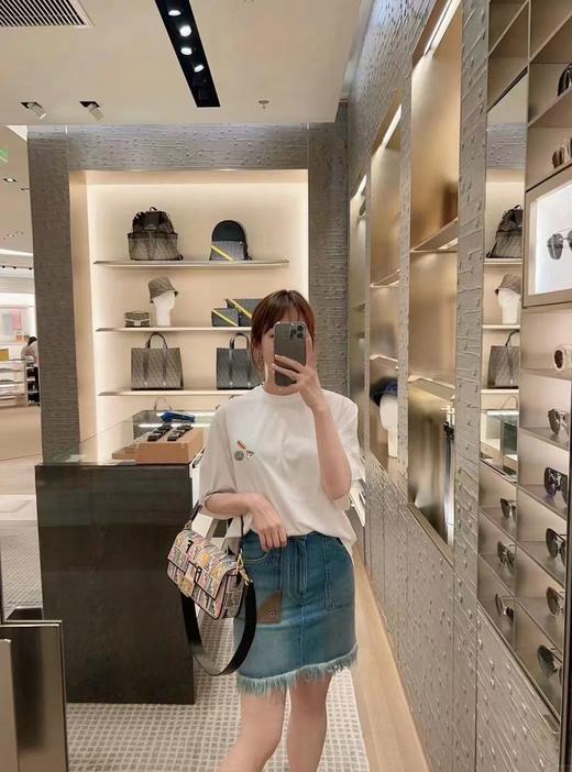 F家 热狗刺绣圆领短袖 商品图2