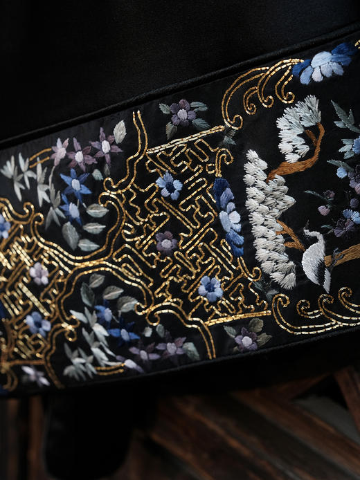 盛唐牡丹|手绣花窗花鸟真丝外套 商品图10