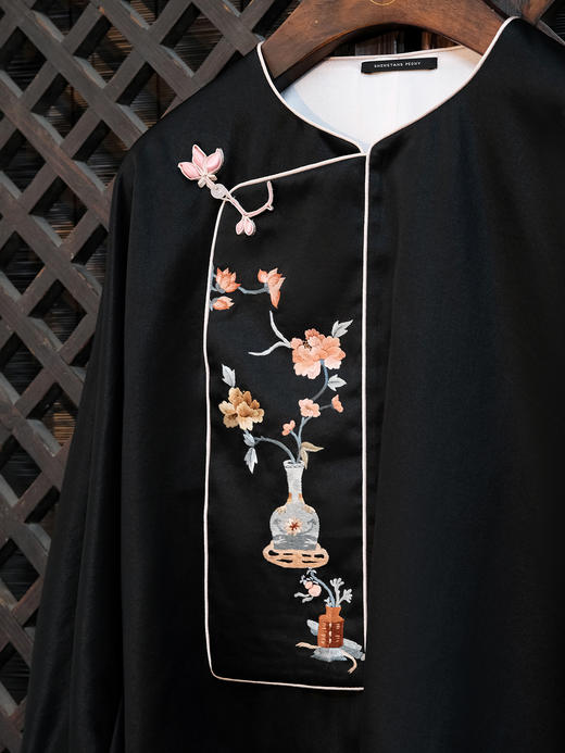 盛唐牡丹 |重缎真丝博古纹手绣外套 商品图2