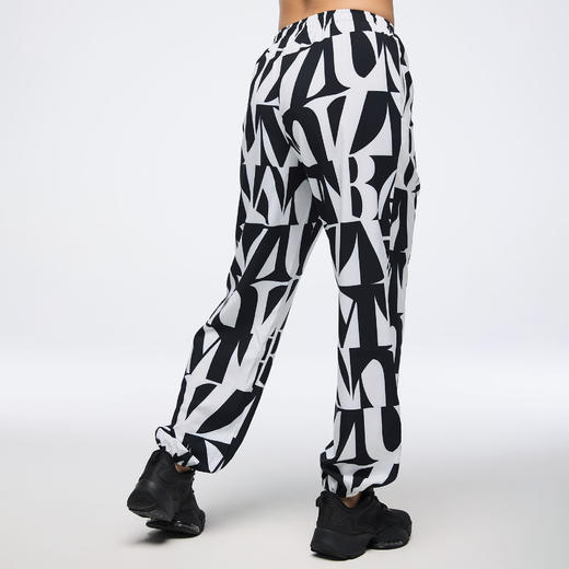 【尊巴】Z1B0005351月2日新款束脚裤 商品图3