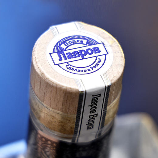 拉夫罗夫 伏特加 俄罗斯原瓶进口 40度 750ml 蒸馏酒 洋酒 750mL 6瓶 整箱装 商品图8