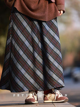 PETIT SCHAN小闪 CLO#706 Time's skirt 时间的长裙 羊毛棉松紧腰格纹斜裁伞裙长半裙