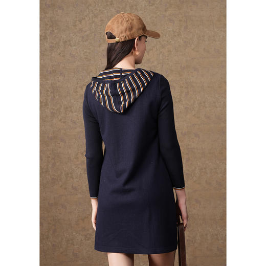 乔万尼新品绵羊毛连衣裙减龄连帽百搭设计EI4E690 商品图4