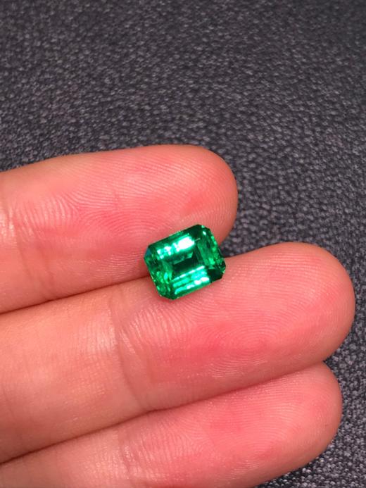 1.55ct刻面祖母绿裸石 商品图1