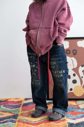 2025春夏DD日系儿童小狗美好生活字母刺绣深蓝色牛仔长裤！