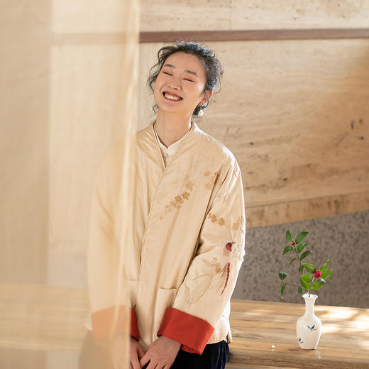 牧衣游原创 丝棉手工刺绣短外套新款质朴复古百搭新中式外套 茹欢 商品图0