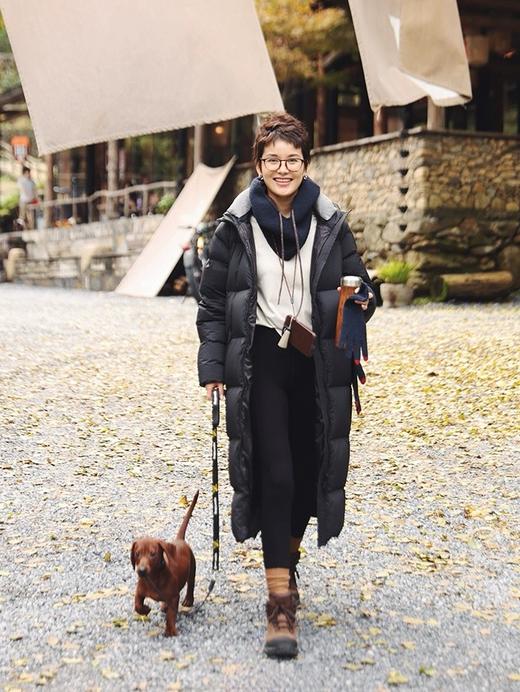 Martine Wester女密可柔面料加长款可脱卸领连帽鹅绒服11383833 商品图3
