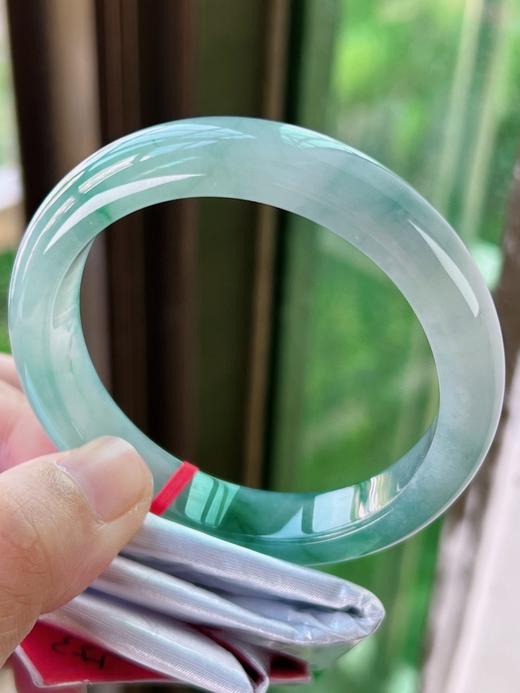 55正圈翡翠手镯 商品图3